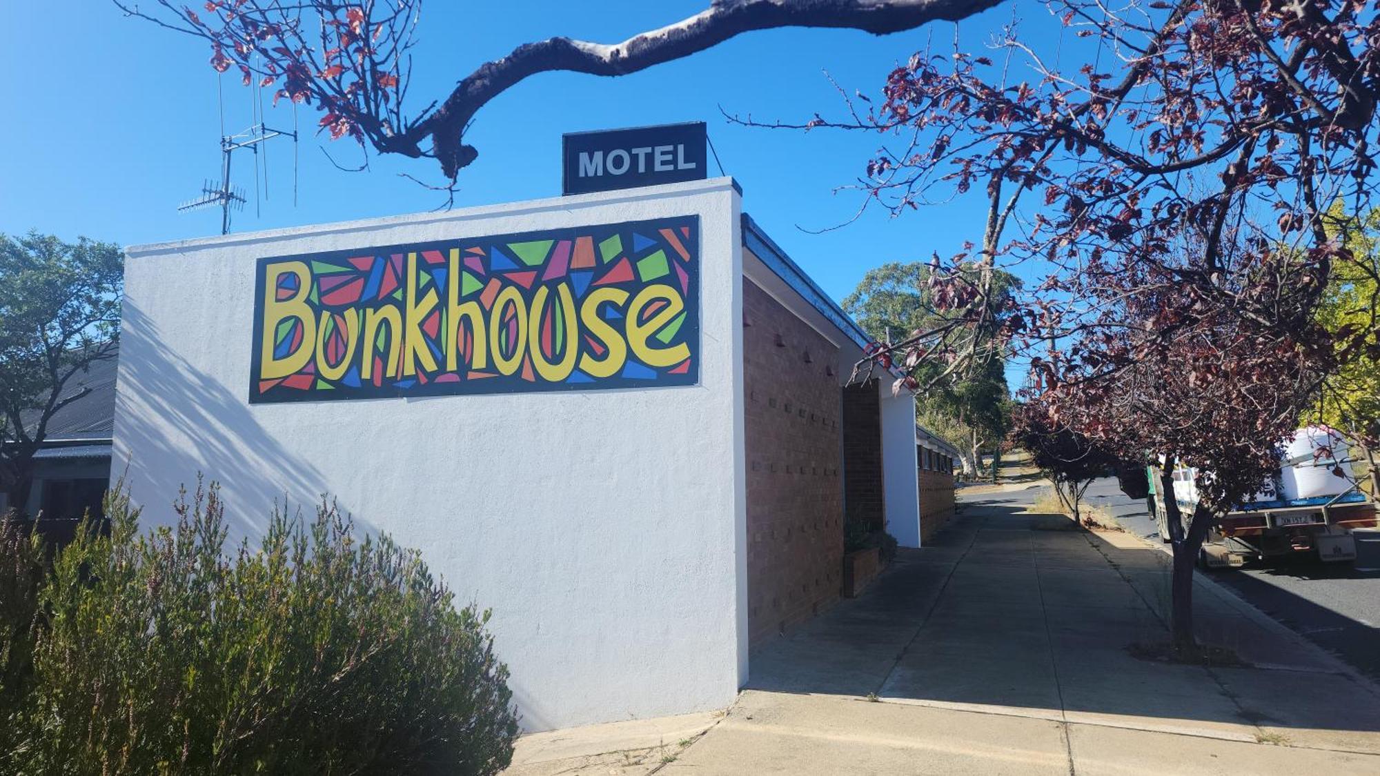 Bunkhouse Motel Cooma Exterior foto